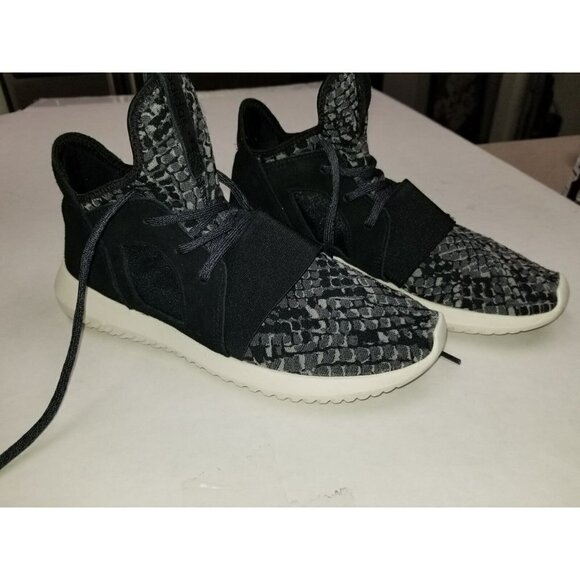 Size 8 - adidas Tubular Defiant‎ Black - BB5122 - Picture 1 of 11